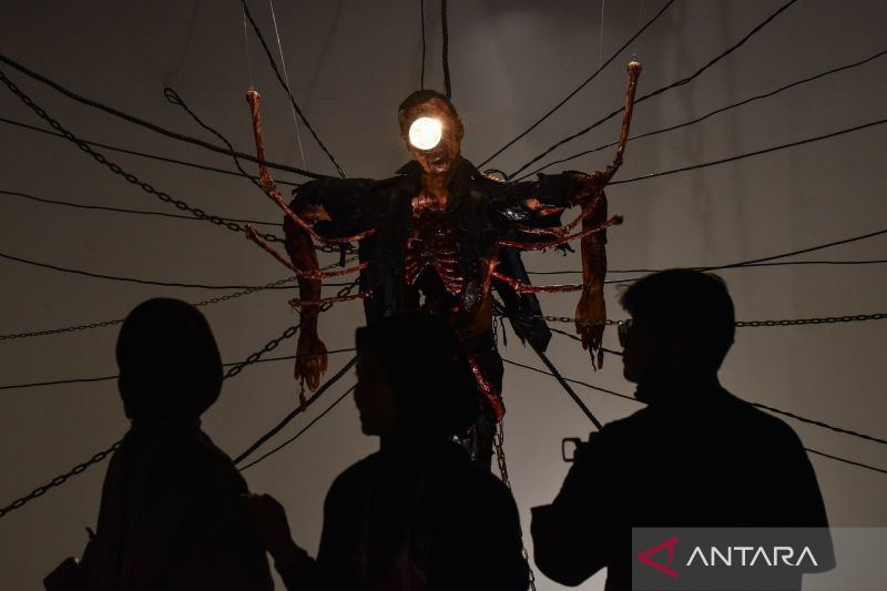 "Ghost in the Cell" dan "Spooky in Love" terpopuler Netflix Indonesia