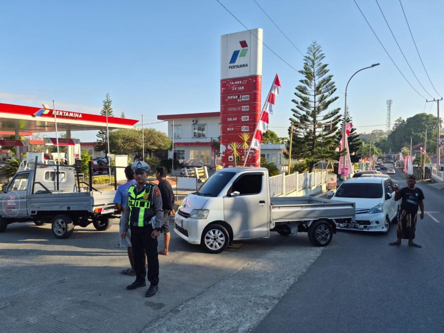 Warga Keluhkan Antrean SPBU, 7 Polisi Dikerahkan di Kota Sengkang