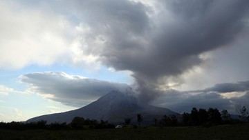 Erupsi Gunung Sinabung, Warga di 2 Desa Bakal Dievakuasi