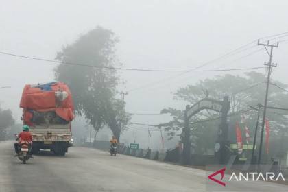 SAR Palembang imbau pengguna transportasi air Musi waspadai kabut asap