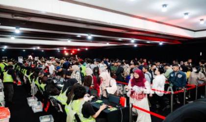 Pengambilan Race Pack Merdeka Run Hari Pertama Dibuka, Antrean Peserta Mengular Sejak Pagi