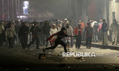 Massa Bersepeda Motor Plat Luar Jakarta Lakukan Provokasi di Pejompongan