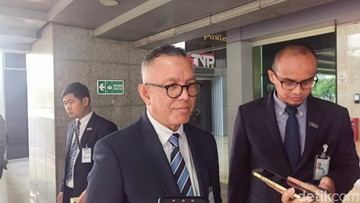 Angkasa Pura Buka Suara soal Pesawat Menhut Gagal Mendarat Gegara Asap