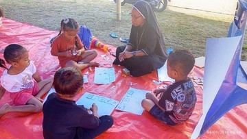 Belajar Tetap Jalan, Guru SD Katolik Doki Bangkit Pascagempa NTT