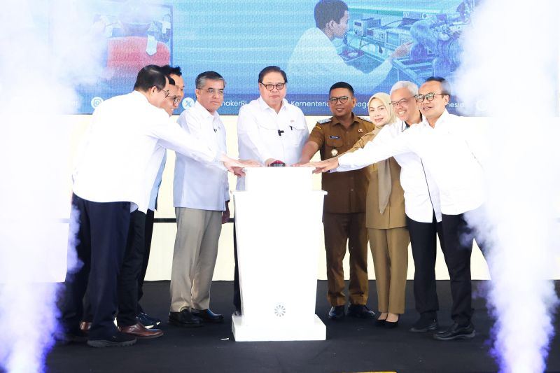 Gubernur Banten komitmen perkuat kompetensi SDM tenaga kerja Banten