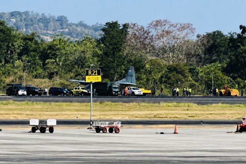 Pesawat Cassa tergelincir di Bandara Hasanuddin telah dievakuasi