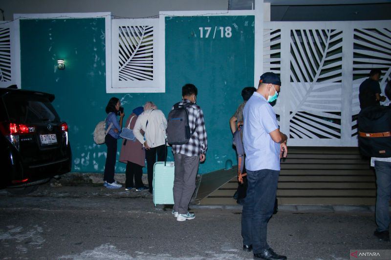 KPK panggil tiga pejabat PT AMGM dalam kasus Bupati Lombok Barat