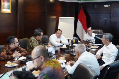 Luhut sebut Danantara bakal dorong investasi berdampak bagi rakyat