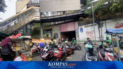 Ternyata Ini Alasan Ojol Menumpuk di Simpang Stasiun Cawang