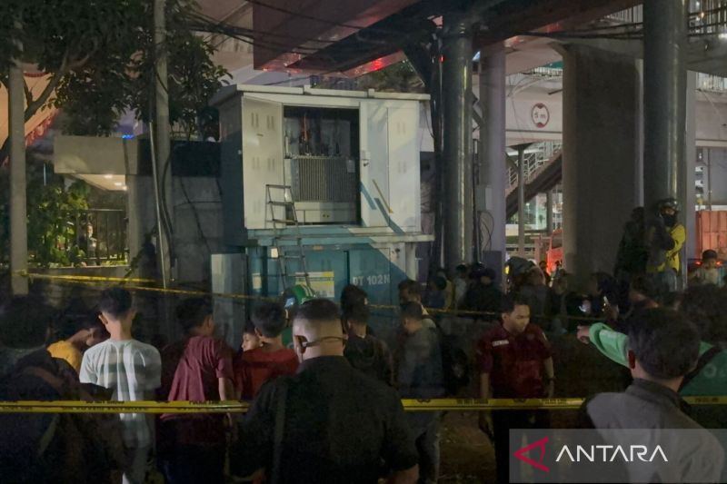 Pria tanpa identitas tewas tersengat listrik saat curi kabel LRT