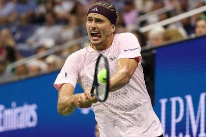 Zverev melaju ke final US Open setelah kalahkan Khachanov
