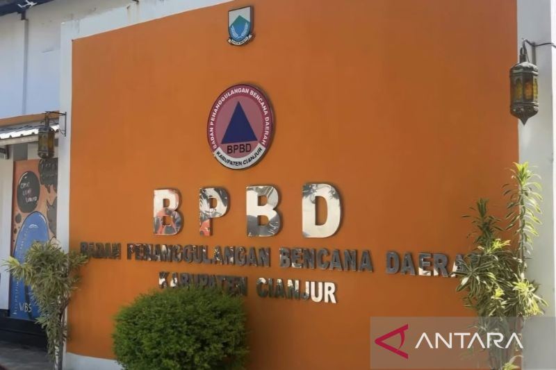 BPBD Cianjur mendata empat rumah rusak akibat gempa magnitudo 4.3