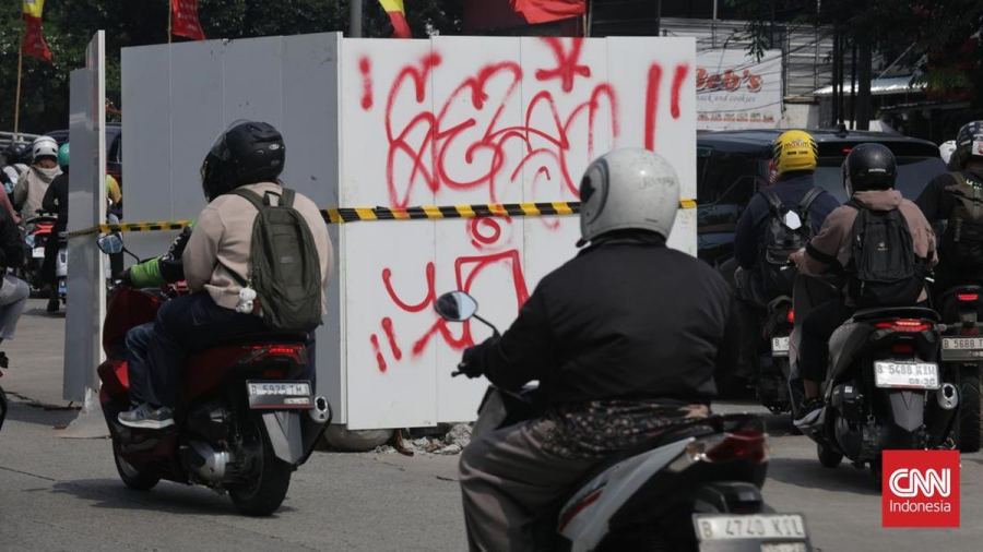 Sebaran Abu Vulkanik Bahaya untuk Pemotor, Bikin Jalan jadi Licin