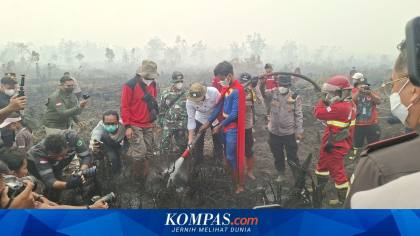 Superman dan Api yang Berulang