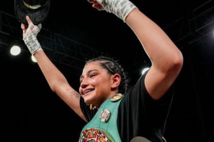 Zamorani menang angka atas Peres demi pertahankan sabuk WBC