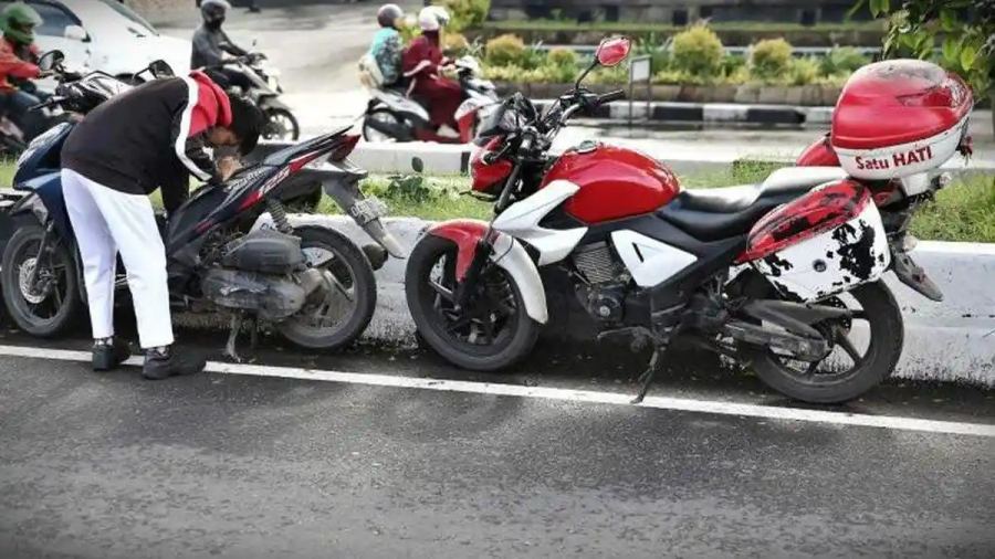 Motor Mogok di Jalan? Ini 4 Cara Dapat Bantuan Honda CARE