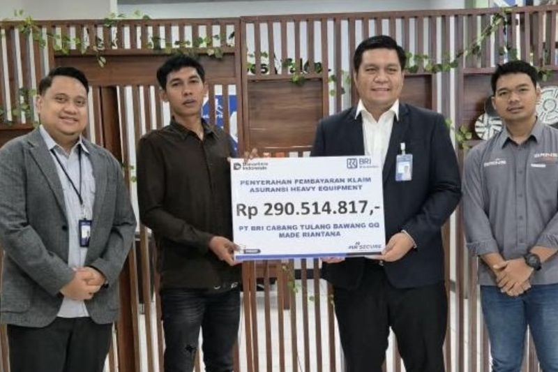 BRI Insurance: Asuransi "heavy equipment" lindungi alat berat