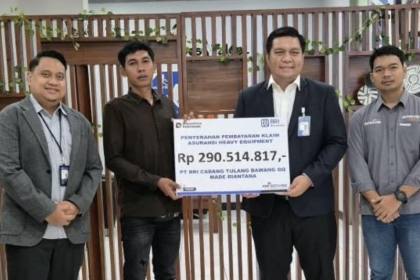 BRI Insurance: Asuransi "heavy equipment" lindungi alat berat
