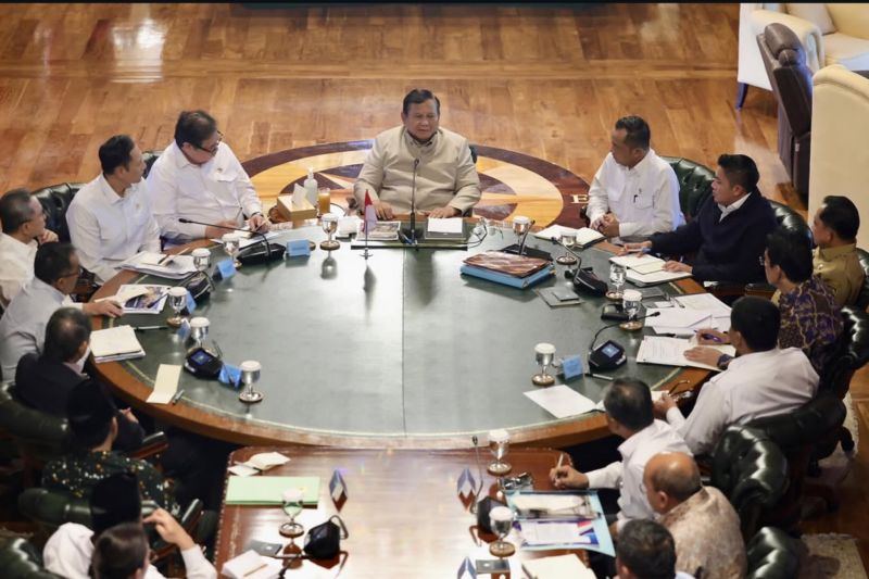 Seskab: Presiden Prabowo gelar rapat bahas hunian layak dan terjangkau