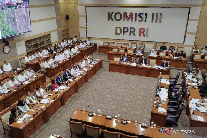 Polri tangguhkan sementara penanganan semua perkara konflik agraria