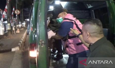 Kejari Sumedang Tahan Mantan Kaban Kesbangpol Tersangka Korupsi Rp1,1 Miliar