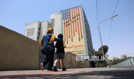 Kembali Bunuh Anak-Anak, AS Disebut Setan oleh Ketua Parlemen Iran