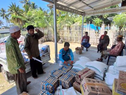 Saluran Irigasi Putus Akibat Gempa NTT, WIZ Pasok 1 Ton Bahan Pangan di Sambi Rampas