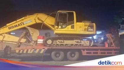 Tronton Muat Ekskavator Tabrak Pemotor di Luwu, Ibu Luka-Anaknya Tewas
