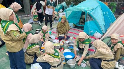 Lomba Masak Frisa Camp Asah Kekompakan dan Kemandirian Murid Kelas IV