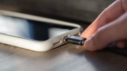 Port USB-C HP Rusak? Coba Lakukan Ini Sebelum Diservis