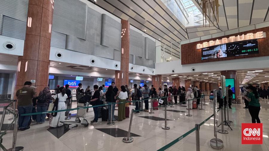 Imbas Erupsi Anak Krakatau, 12 Penerbangan di Bandara Juanda Batal