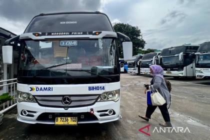 DAMRI tetap beroperasi dengan mengikuti arahan otoritas