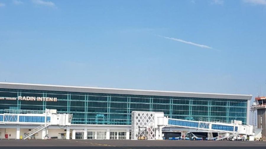 Erupsi Anak Krakatau, Bandara Radin Inten II Ditutup hingga 18.00 WIB