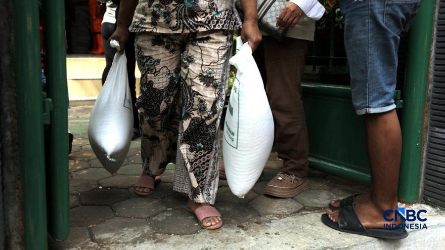 Kemensos Buka-bukaan Alasan Banyak Bansos Tidak Tepat Sasaran