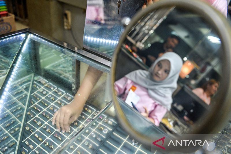 Simak selengkapnya harga emas tiga jenama Pegadaian Senin ini