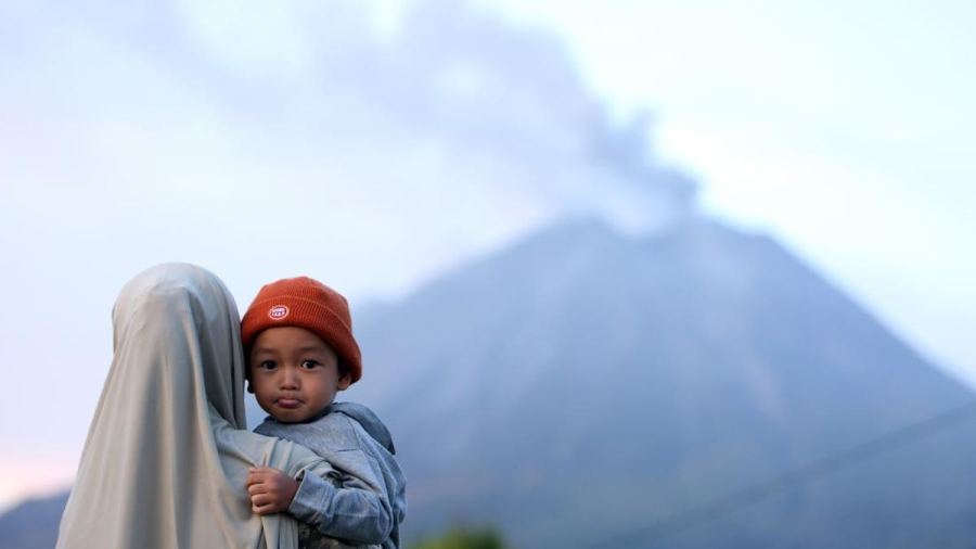 Takut Erupsi Susulan Gunung Sinabung, Warga Pengungsi Belum Mau Pulang
