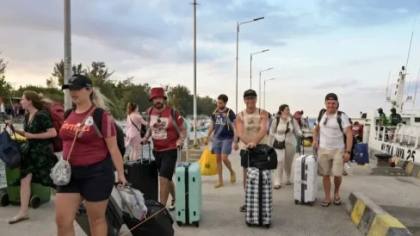 Gawat! Ratusan Wisatawan Mendadak Tinggalkan Gili Trawangan, Ini Penyebabnya