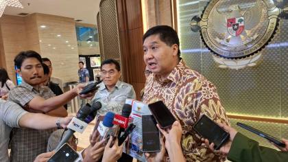 Wacana Rumah di Atas Sungai, Maruarar Sirait Kaji Semua Aspek