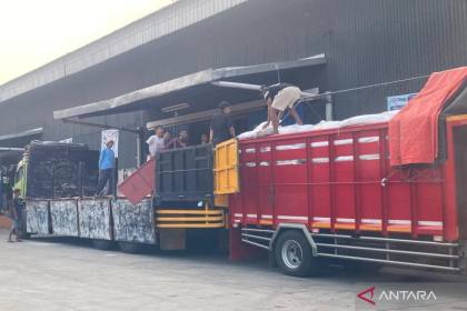 Bulog salurkan beras bantuan pangan untuk 437.793 keluarga