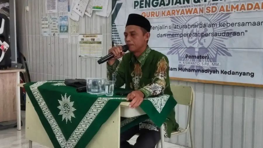 Pengajian Guru SD Almadany Bahas Pengelolaan Amal Usaha Muhammadiyah yang Amanah