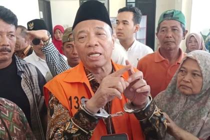 Bupati Tulungagung nonaktif Gatut Sunu bantah dakwaan pemerasan