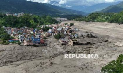 Korban Tewas Banjir Bandang Nepal-China Capai 633, 2.426 Hilang, 261 Turis Diselamatkan