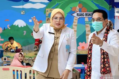 Pastikan penanganan TBC, Wamenkes tinjau di RSUD Palembang Bari
