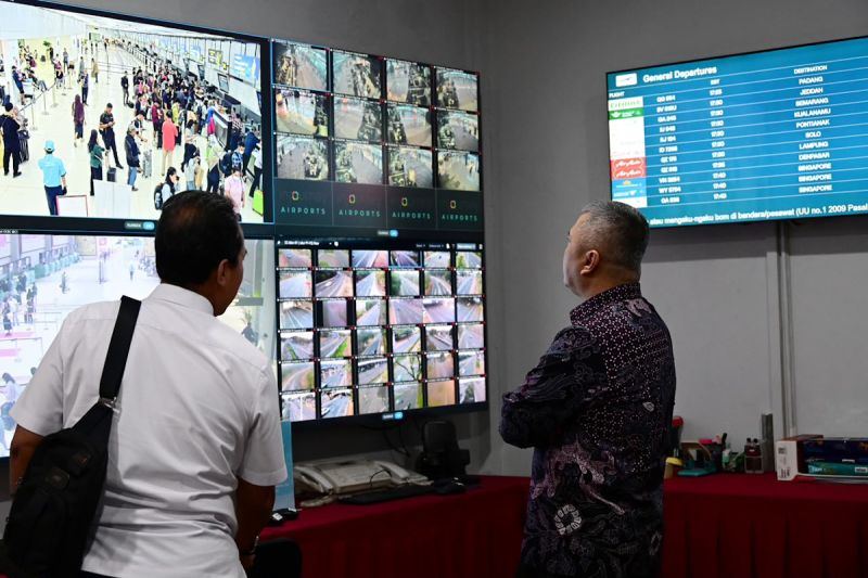 Menhub: Penutupan 8 bandara diperpajang hingga pukul 09.00 WIB