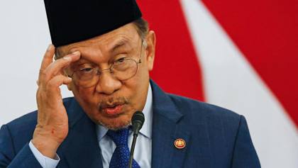 Pesta HUT Malaysia Terancam, Anwar Minta Warga Doa Kabut Asap RI Reda