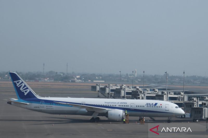 Terpopuler, Bandara Soetta ditutup sementar hingga abu Anak Krakatau
