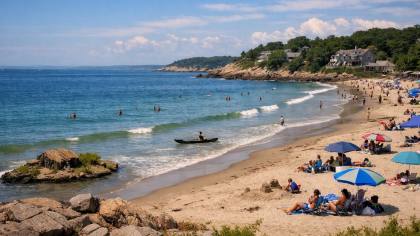 Pantai yang Bisa Bernyanyi | LPP RRI