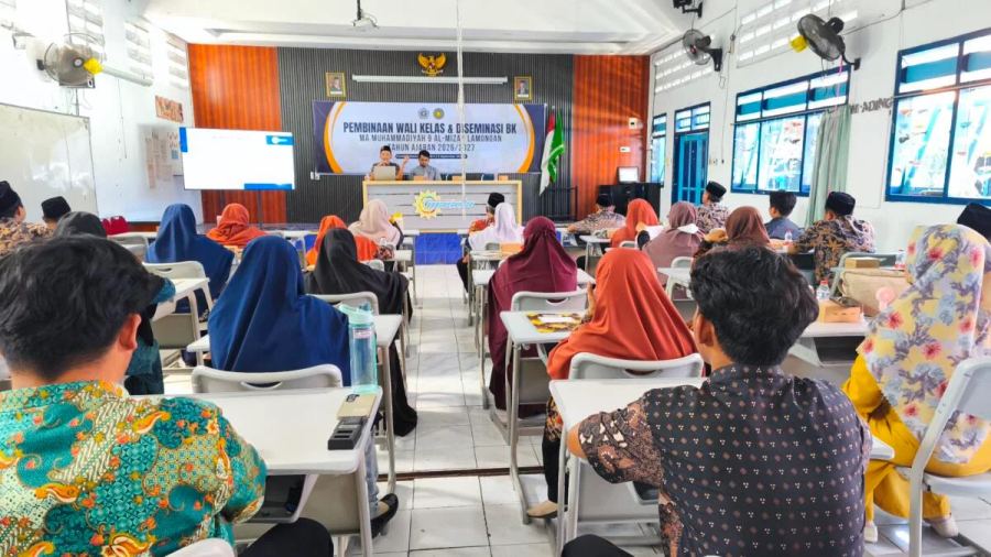 MAM 9 Al Mizan Lamongan: Gelar Rapat Pembinaan Wali Kelas dan Desiminasi BK