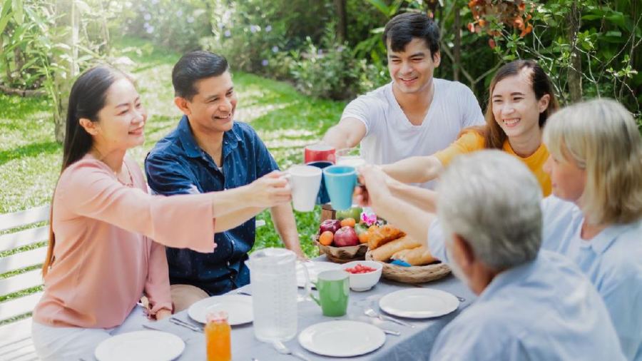 Orang Tua Pilih Kasih? Begini 5 Cara Menyikapinya sebagai Anak Dewasa