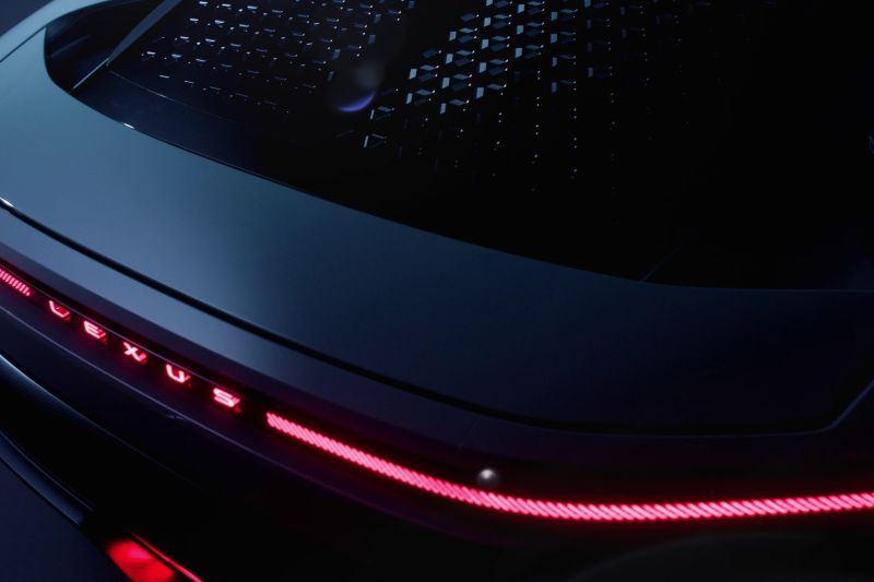 Lexus dikabarkan produksi mobil listrik dengan teknologi "gigacasting"